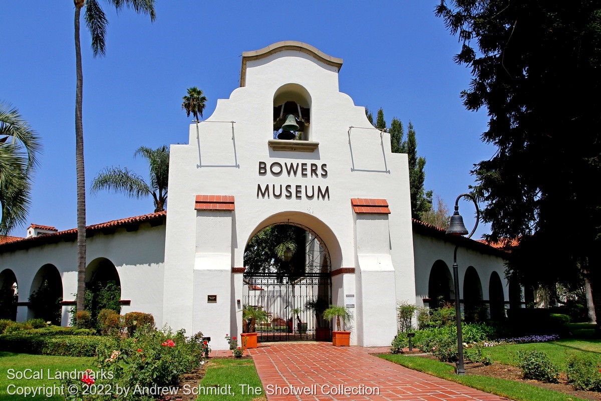 Bowers Museum 20220823 - SoCal Landmarks