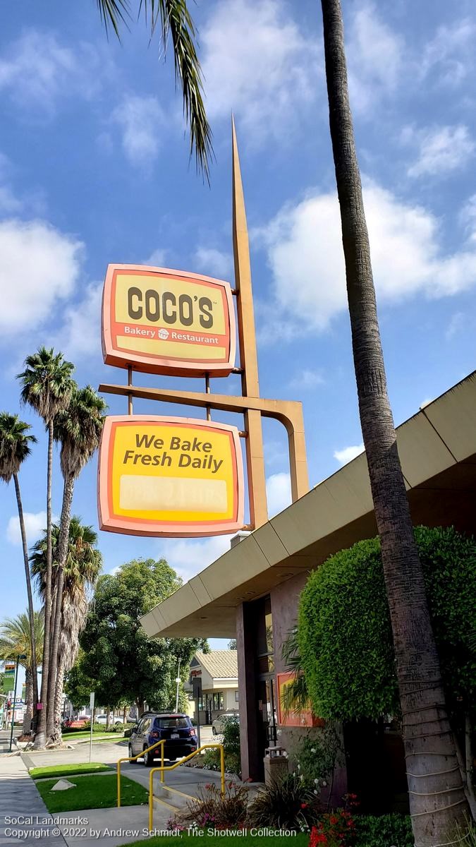 CoCo's Restaurant in Garden Grove - SoCal Landmarks