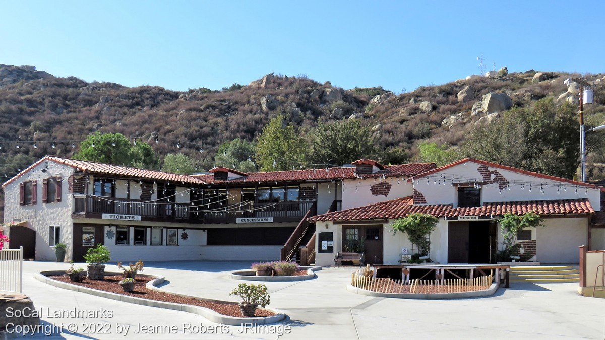 Ramona Bowl Near Hemet - SoCal Landmarks