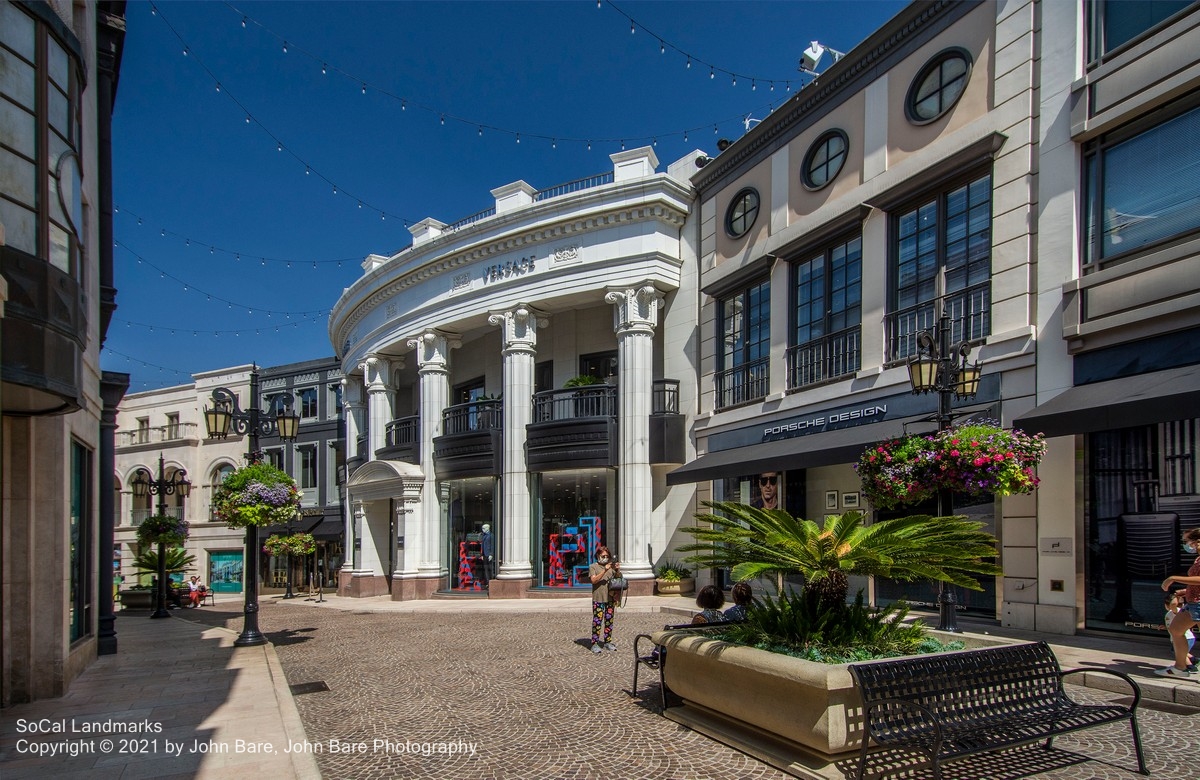 Rodeo Drive in Beverly Hills - SoCal Landmarks