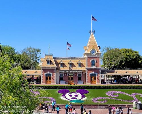 Main Street Railroad Depot, Disneyland Theme Park Historic District, Anaheim, Orange County