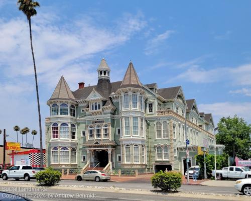 The Victorian, Winnetka, Los Angeles County