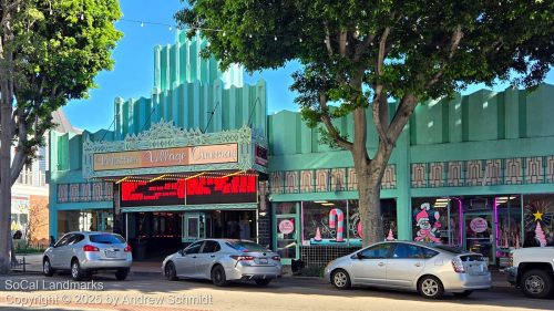 Whittier Village Cinemas, Whittier, Los Angeles County