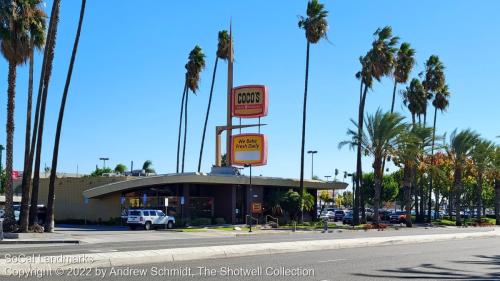CoCo's Restaurant in Garden Grove - SoCal Landmarks