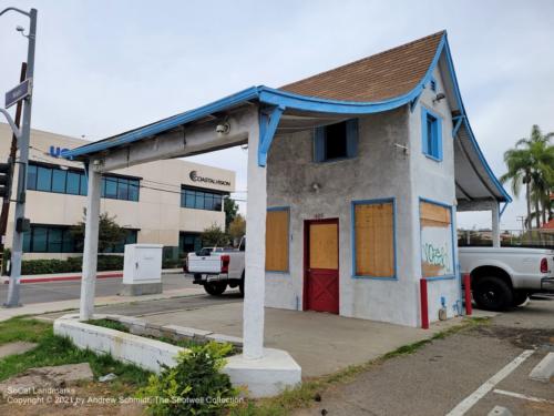 Christiansen and Grow Filling Station, Orange, Orange County