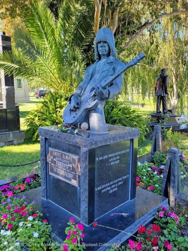 Johnny Ramone, Hollywood Forever Cemetery, Hollywood, Los Angeles County