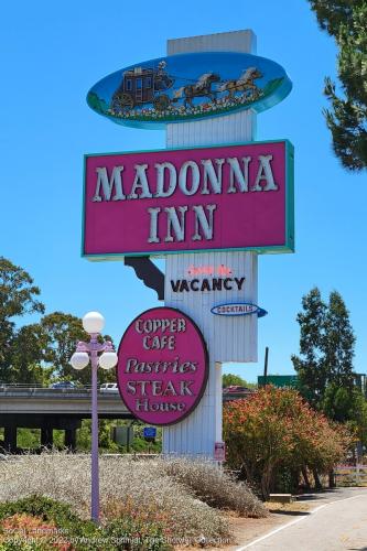 Madonna Inn, San Luis Obispo, San Luis Obispo County